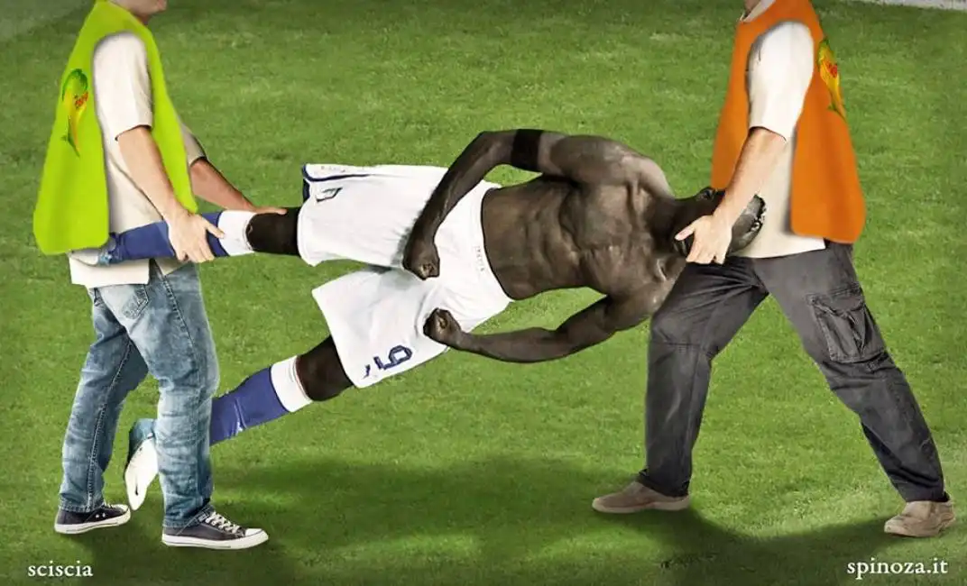 balotelli rimosso