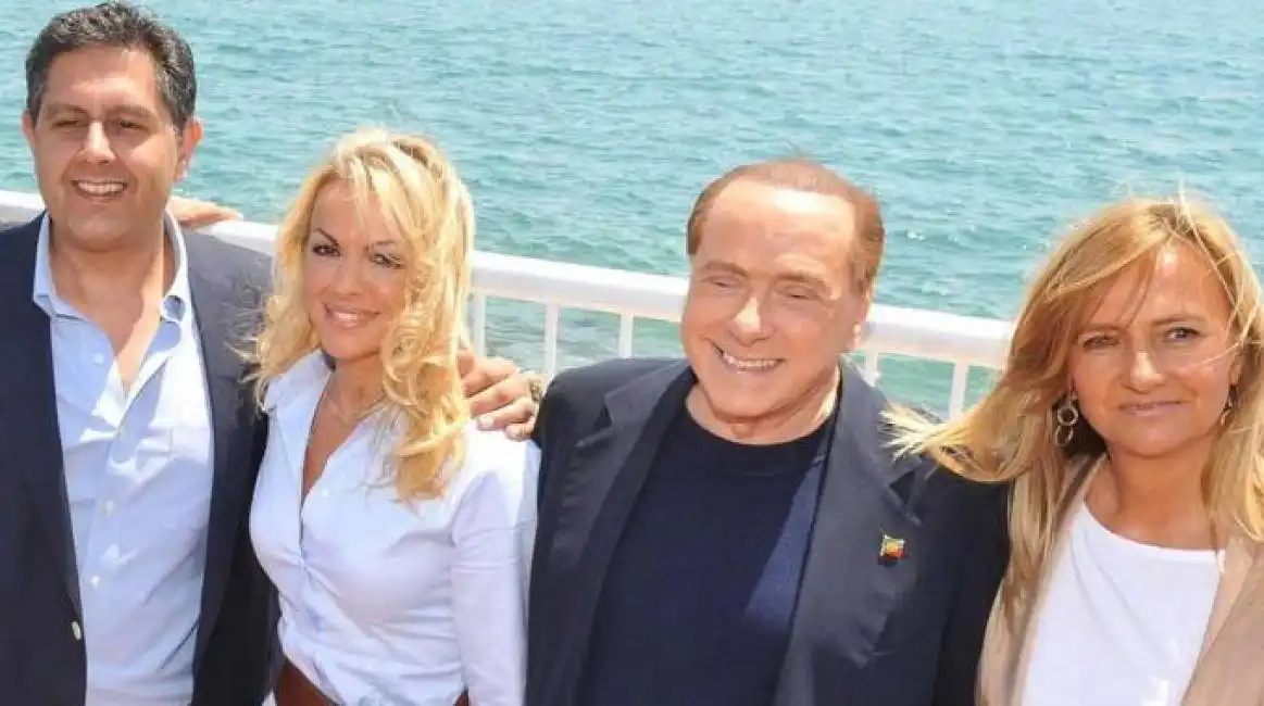 berlusconi pascale toti e moglie