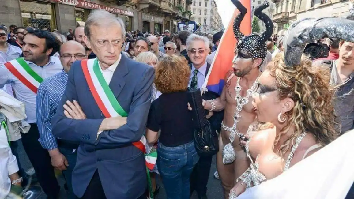 fassino al gay pride