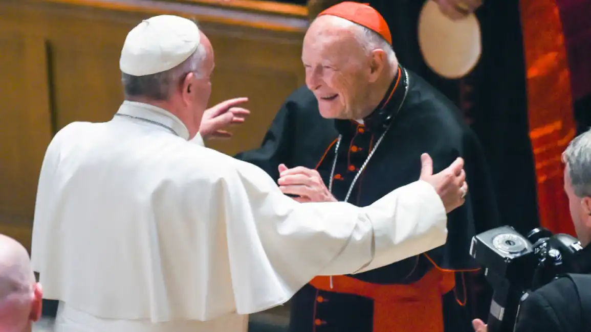 papa bergoglio e theodore mccarrick