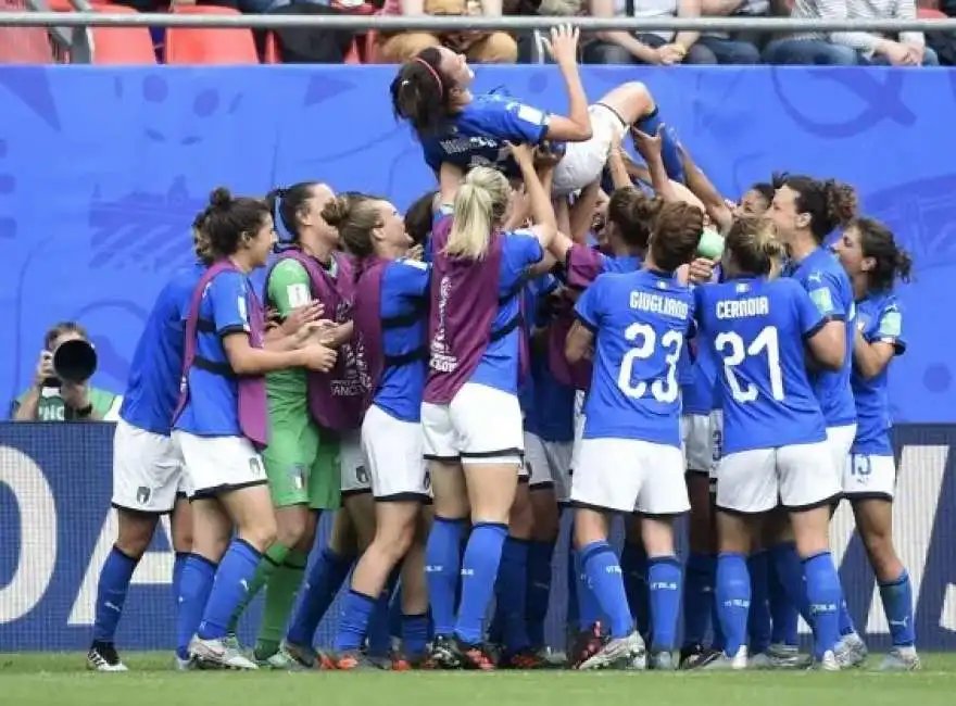 nazionale calcio femminile 