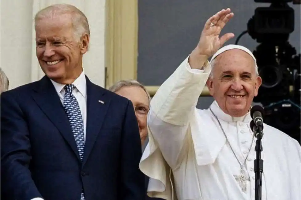 papa francesco e joe biden