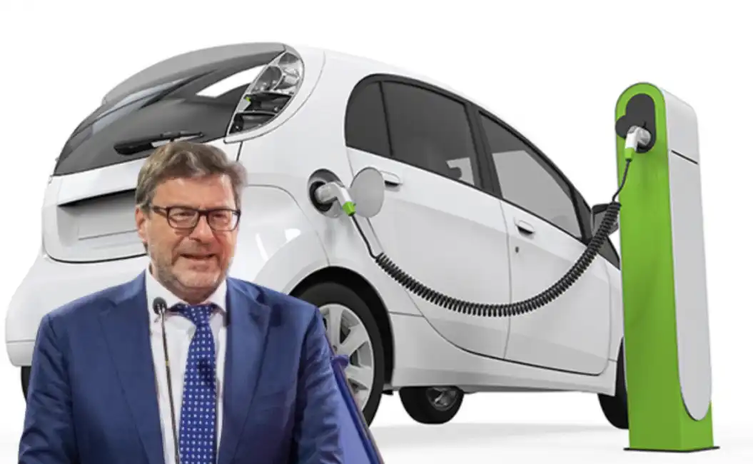 giancarlo giorgetti auto elettrica 