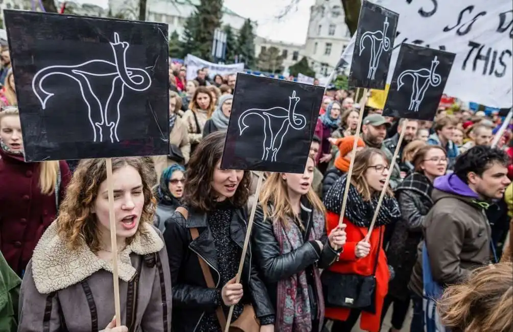 manifestazioni pro aborto in polonia