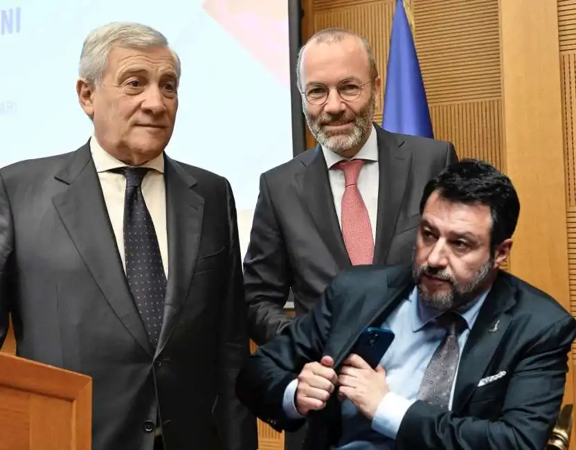 antonio tajani manfred weber matteo salvini 