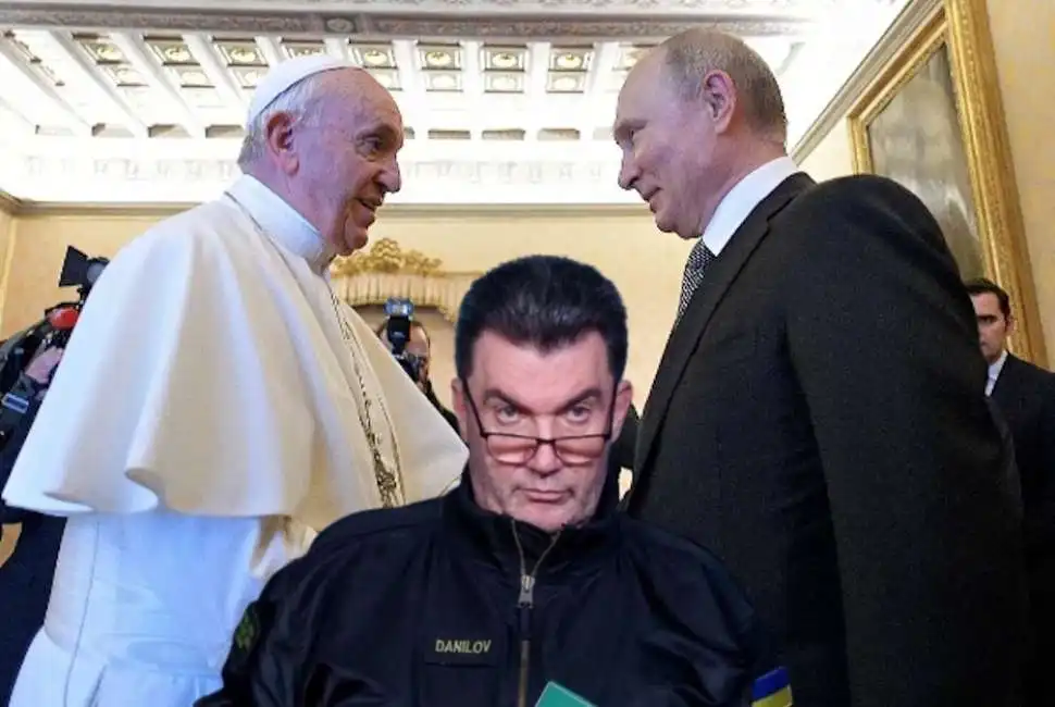 bergoglio papa francesco oleksiy danilov vladimir putin 