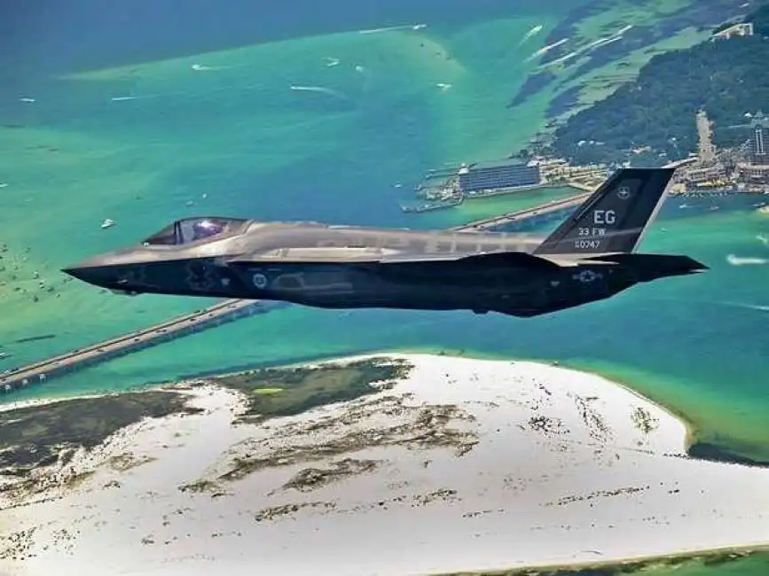 f35