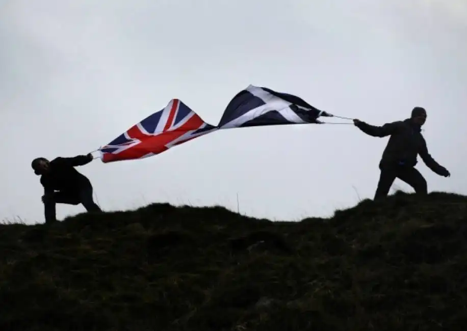 scozia inglesi secessione