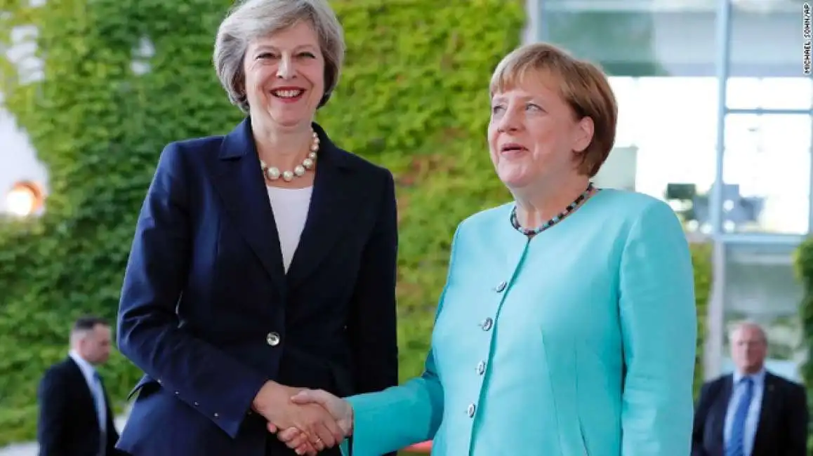 may e merkel a berlino 2 big