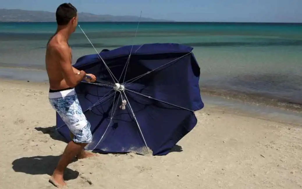 ombrellone spiaggia