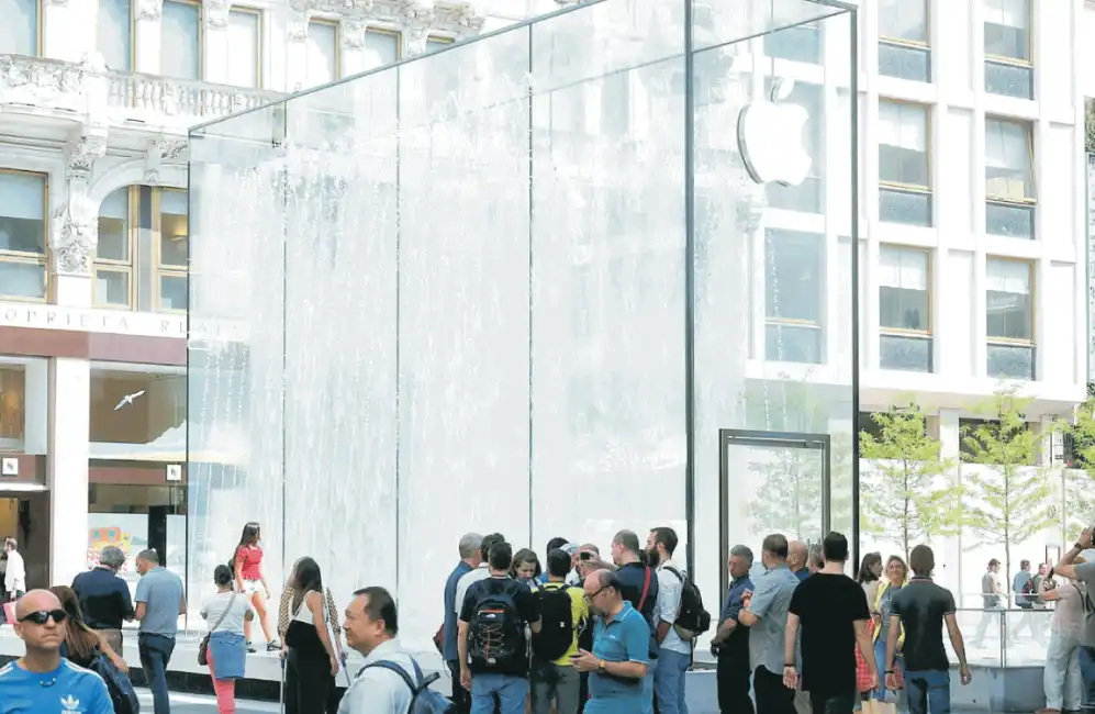 apple store milano