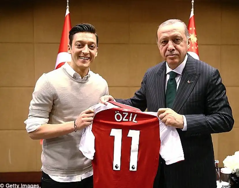 ozil erdogan