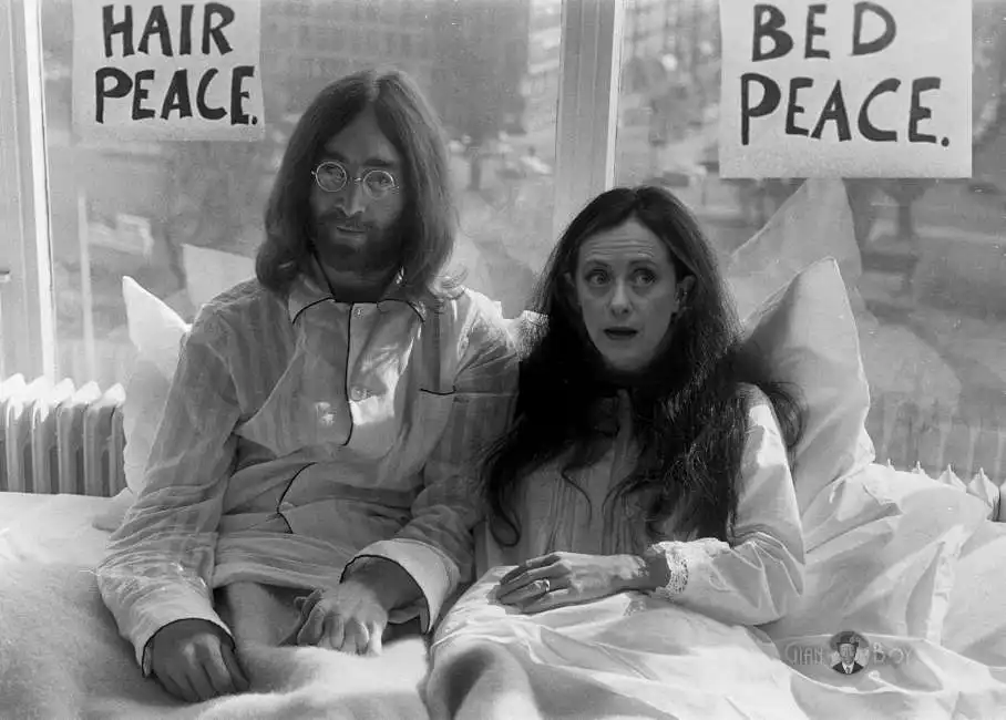 john lennon giorgia meloni