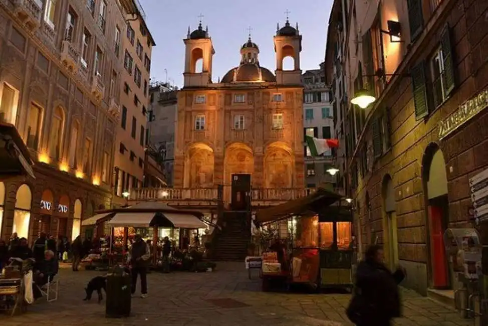 piazza banchi