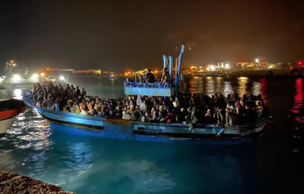 lampedusa migranti