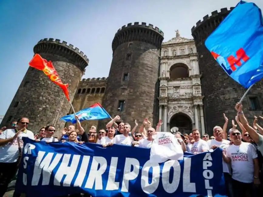 whirlpool di napoli