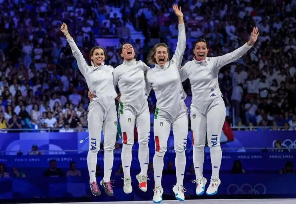 le ragazze della spada femminile vincono le olimpiadi