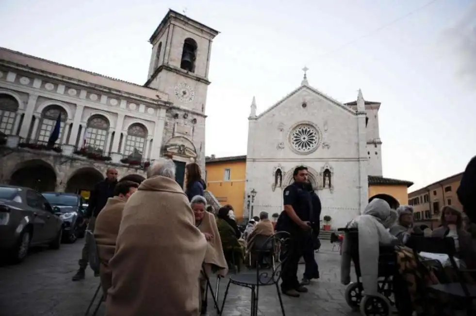 norcia abitanti in piazza