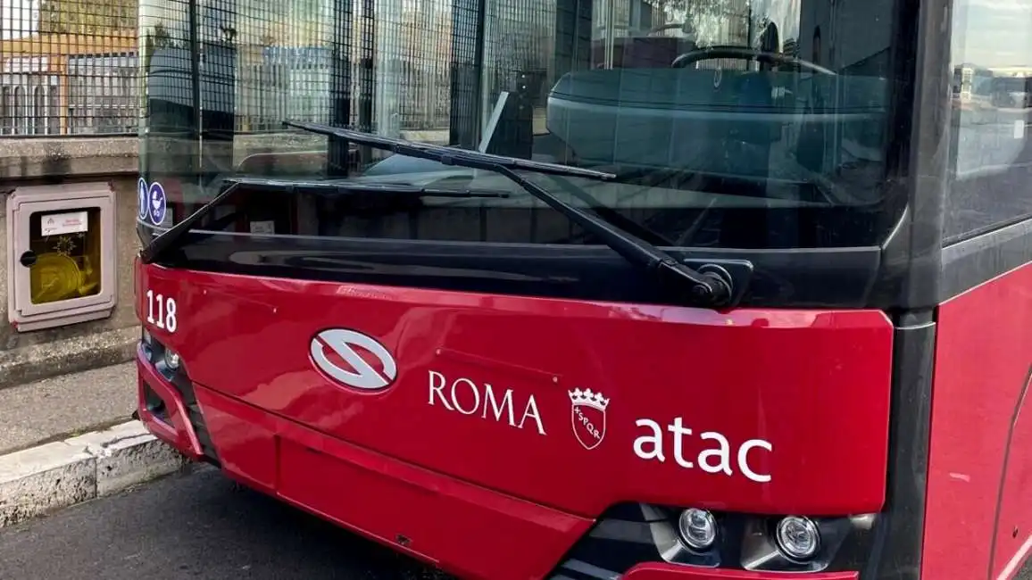 autobus atac roma 