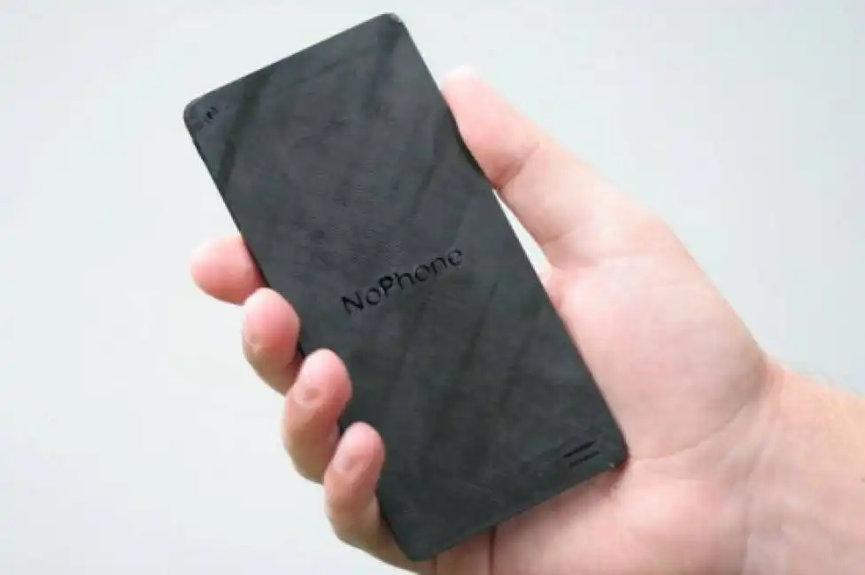 nophone in vendita per dodici dollari