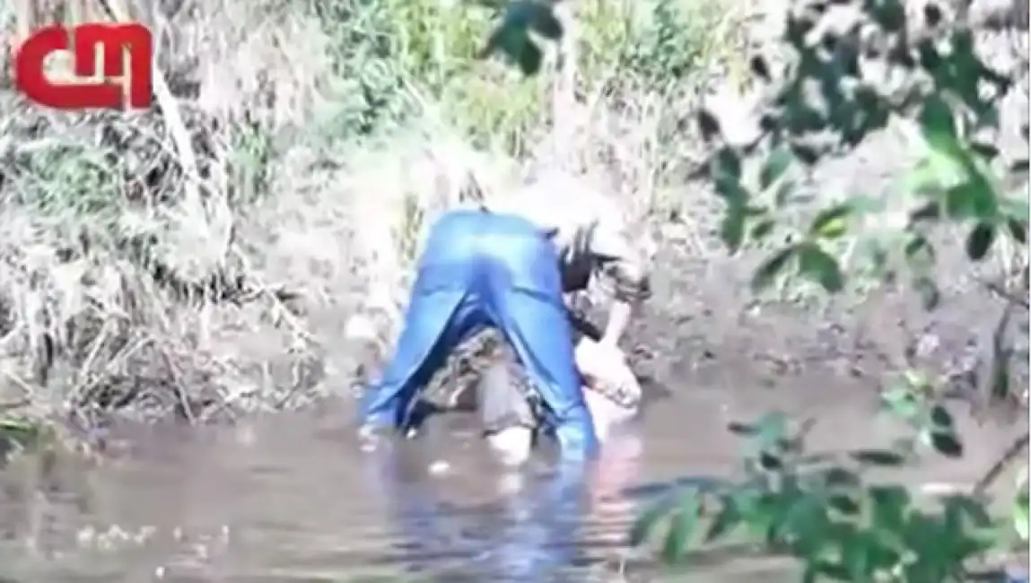 portogallo uomo tenta di affogare la moglie