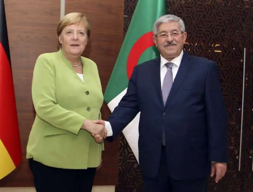 merkel ouyahia