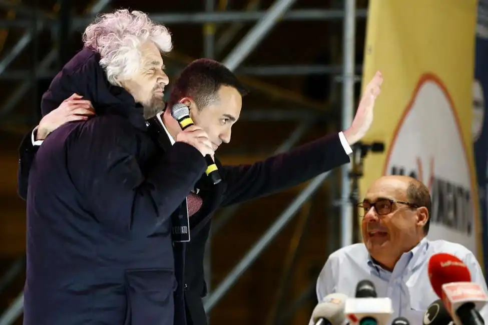 beppe grillo luigi di maio nicola zingaretti