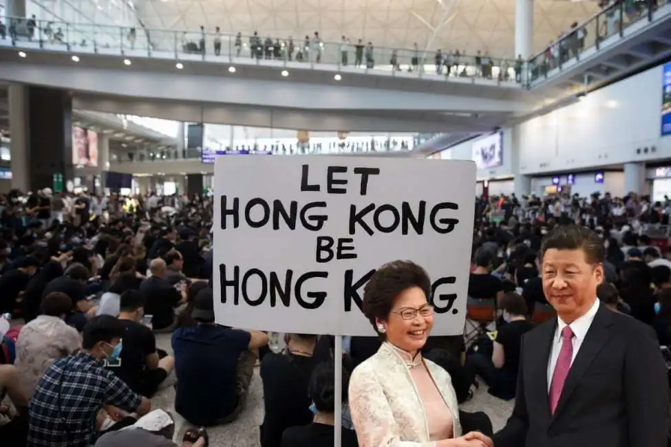 carrie lam xi jinping hong kong