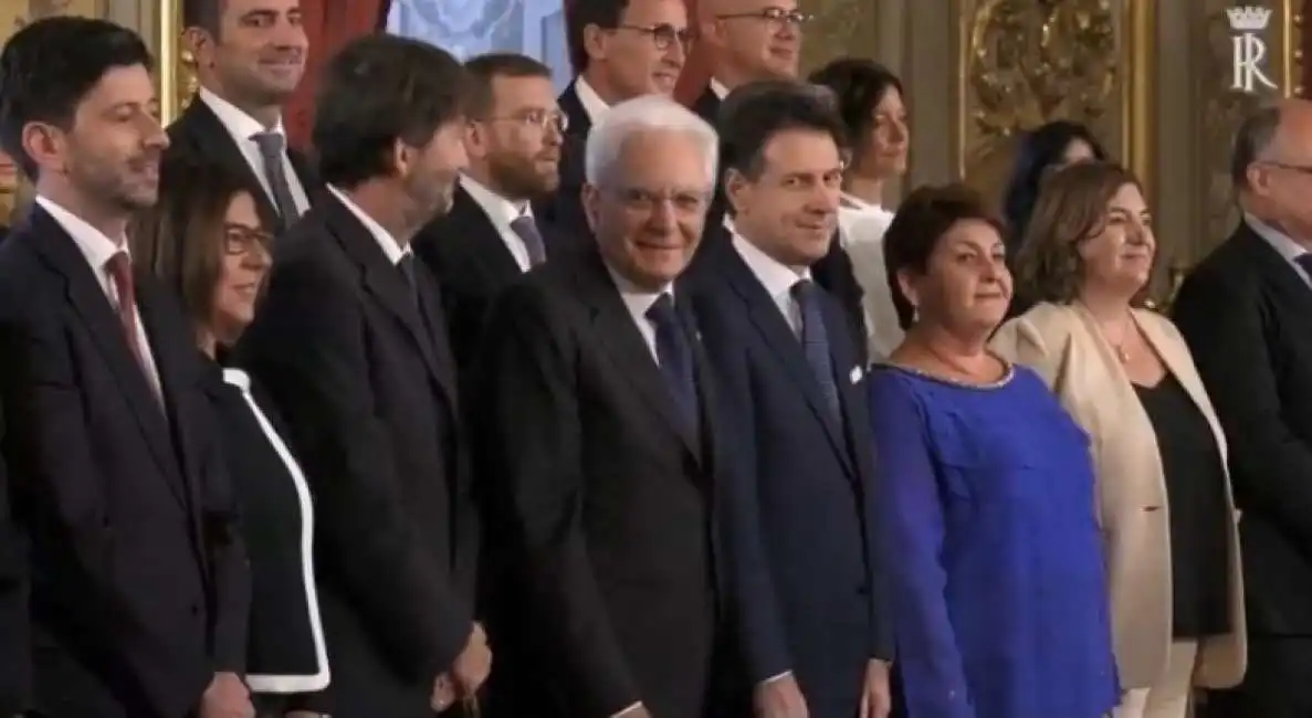 mattarella giuramento governo conte