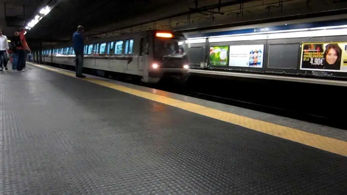 metro tiburtina roma