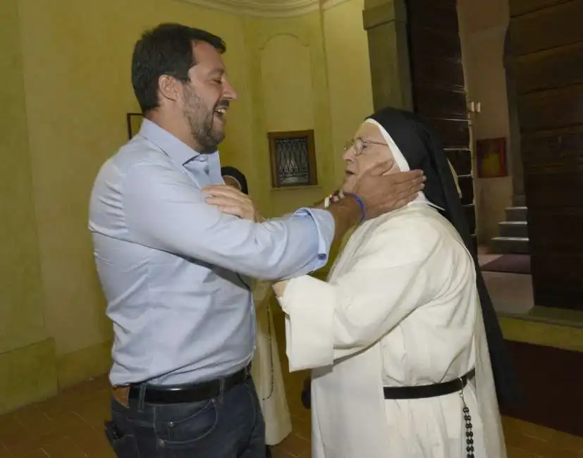 salvini suora