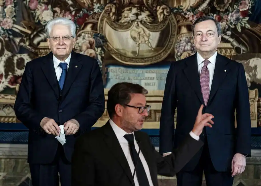 sergio mattarella mario draghi giancarlo giorgetti