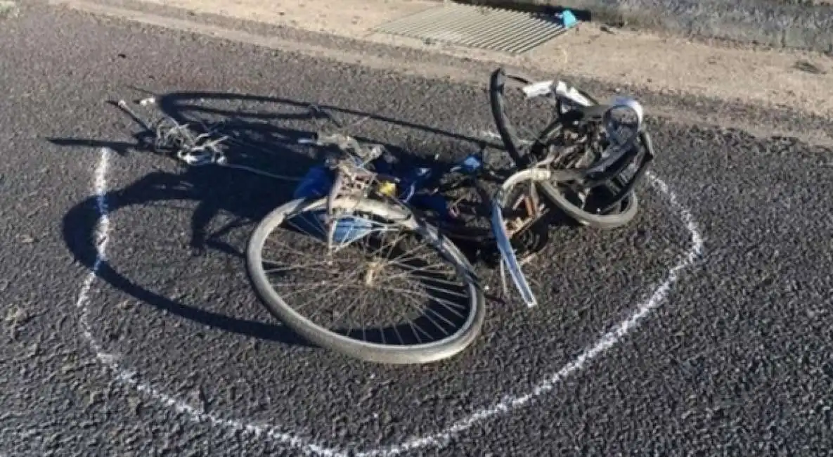 incidente bicicletta 