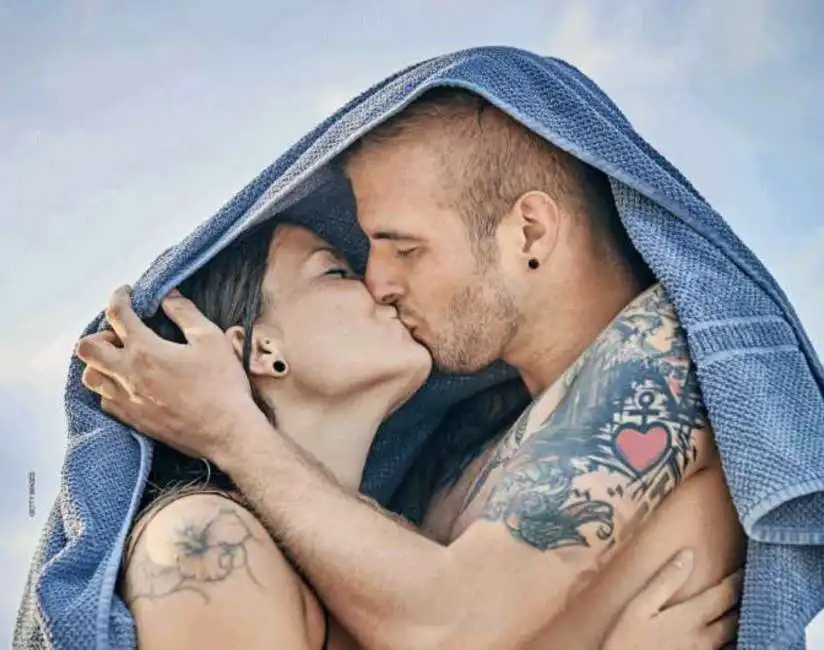 tatuaggi bacio