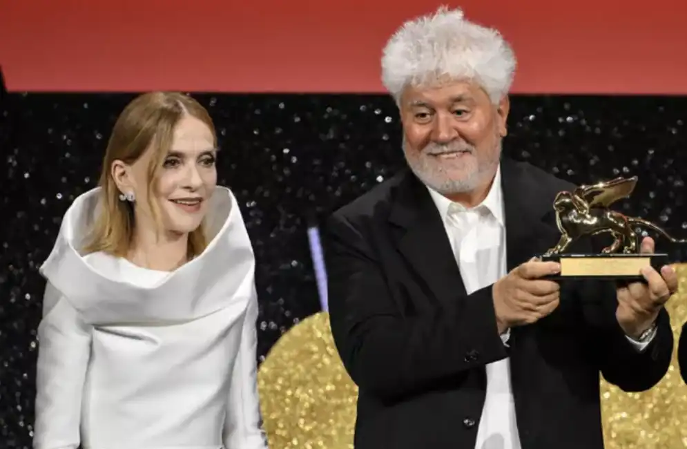 isabelle huppert pedro almodovar