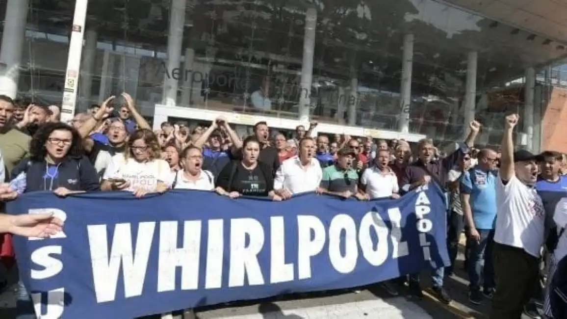 whirlpool napoli