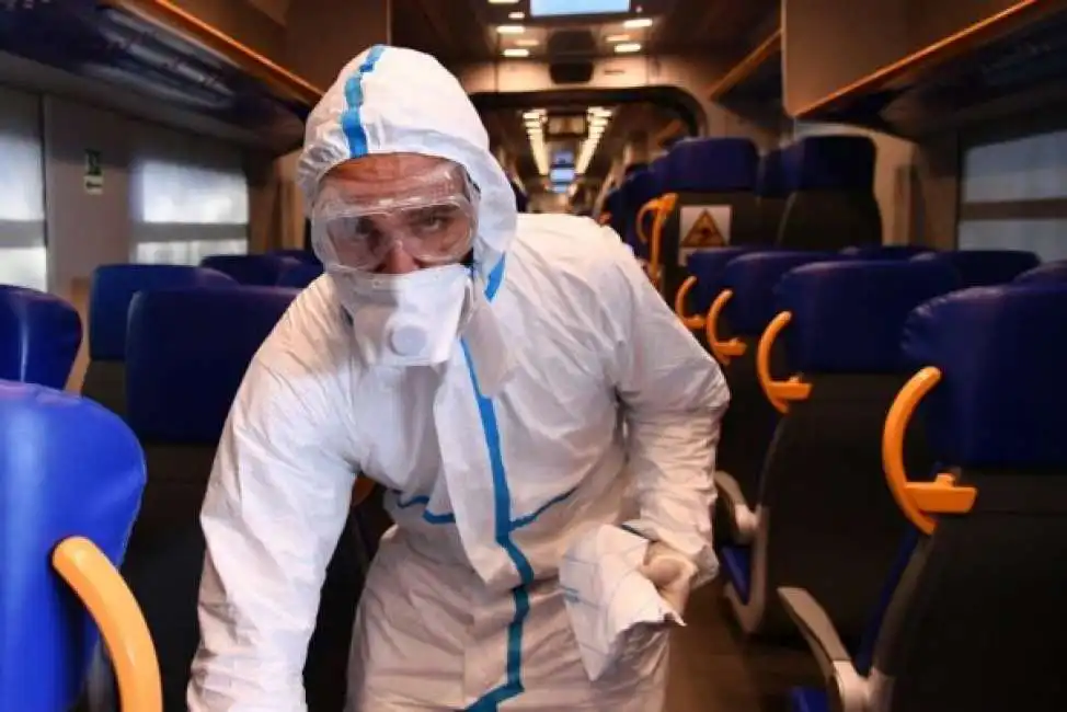 coronavirus treno treni sanificazione