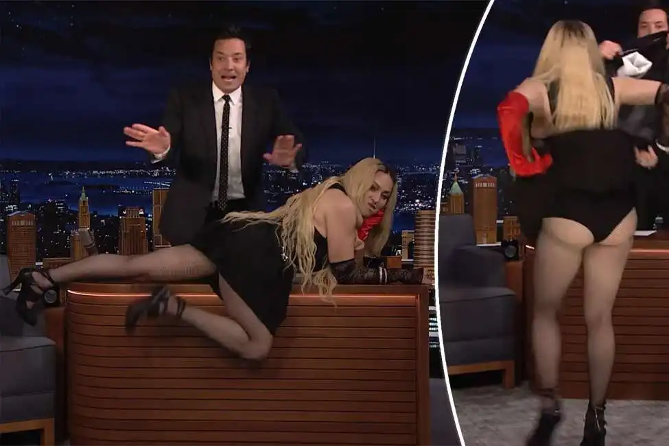 madonna ospite di jimmy fallon mostra le chiappe