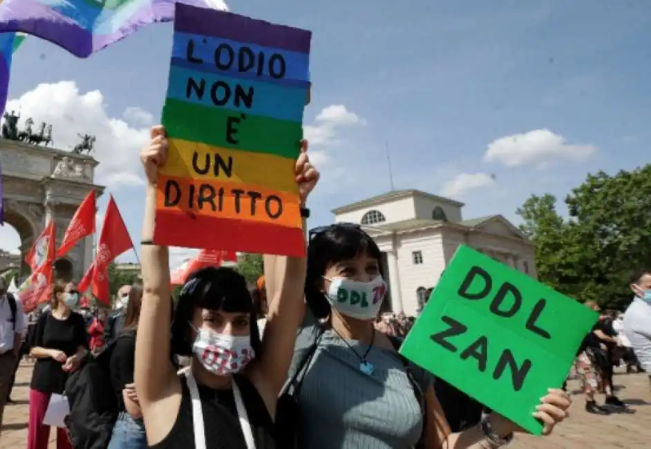 manifestazione a favore del ddl zan