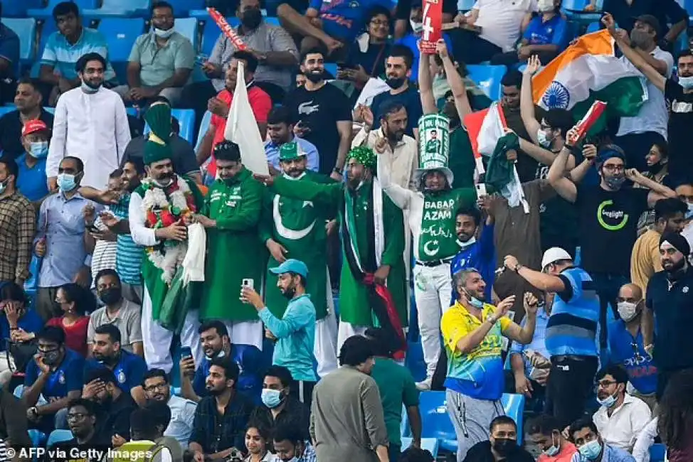 tifosi alla partita india pakistan