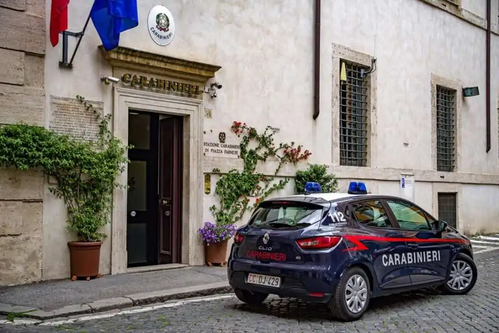 carabinieri trastevere