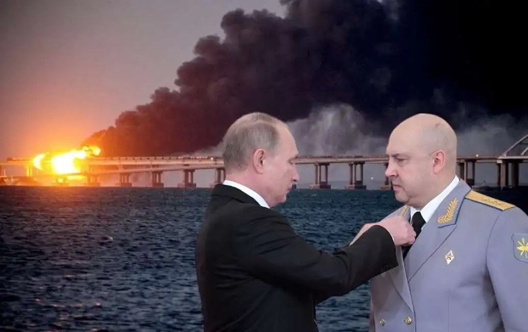 esplosione ponte kerch crimea sergey surovikin vladimir putin 2