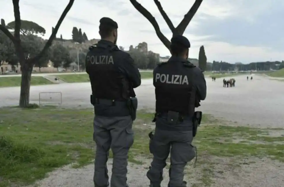 polizia circo massimo