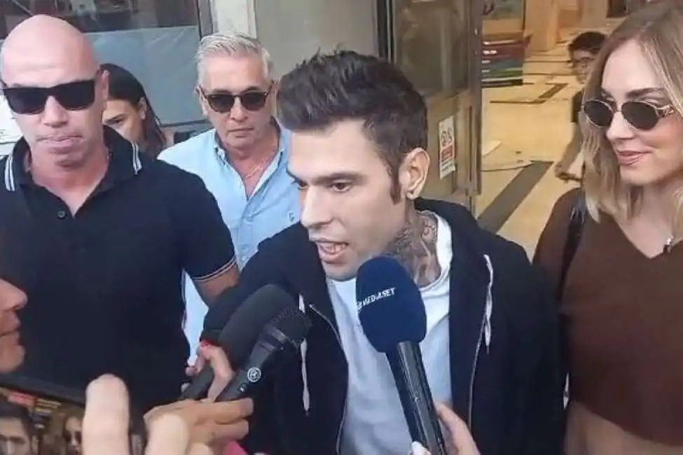 fedez esce dall ospedale fatebenefratelli