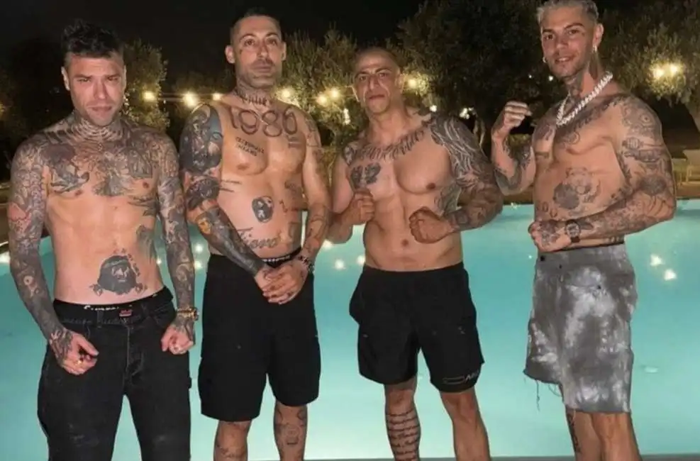 fedez fabiano capuzzo cristian rosiello emis killa