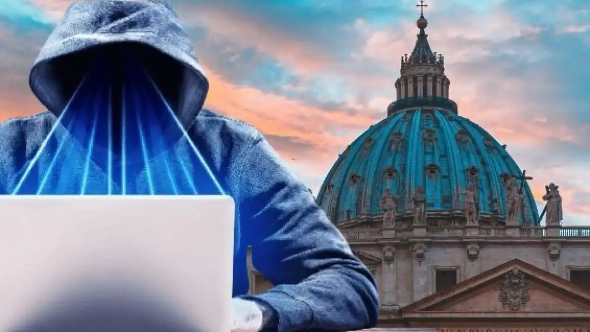 vaticano spionaggio spie dossier spioni violazioni banche dati chiesa equalize