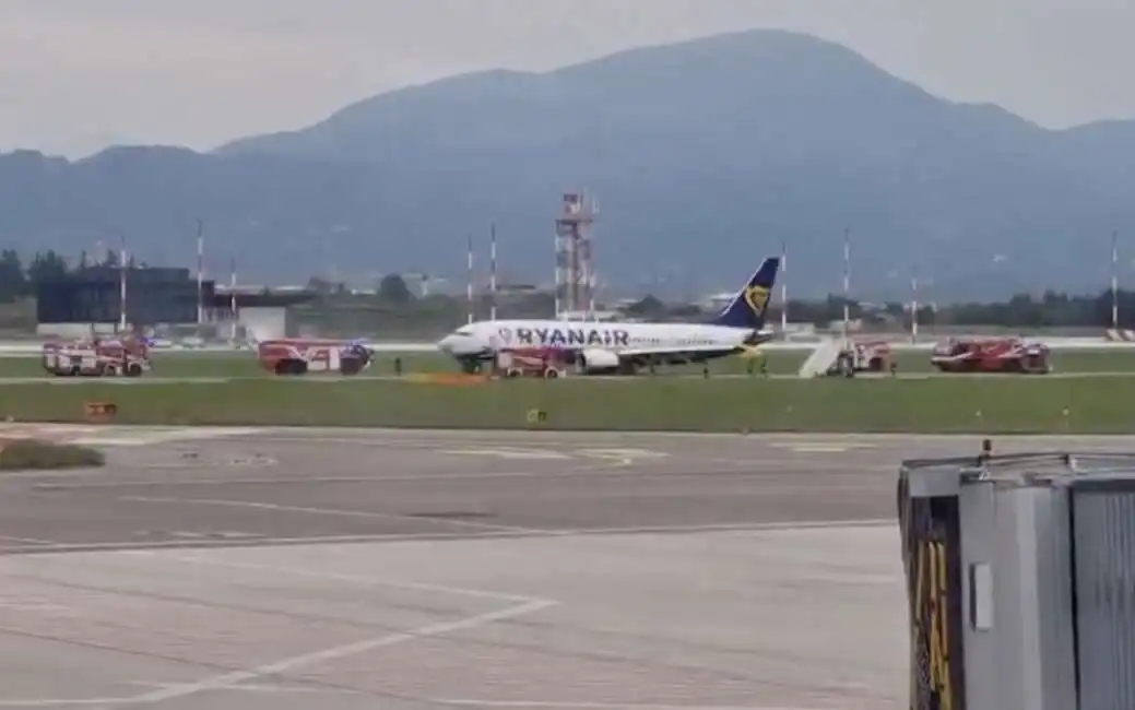 volo ryanair fermo orio al serio - 4