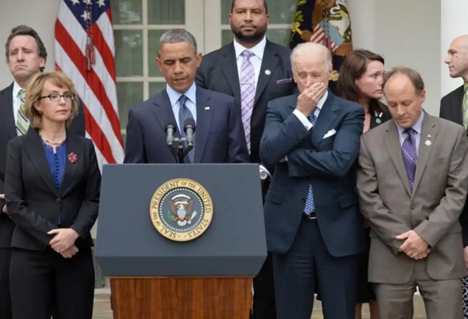 obama conferenza stampa biden