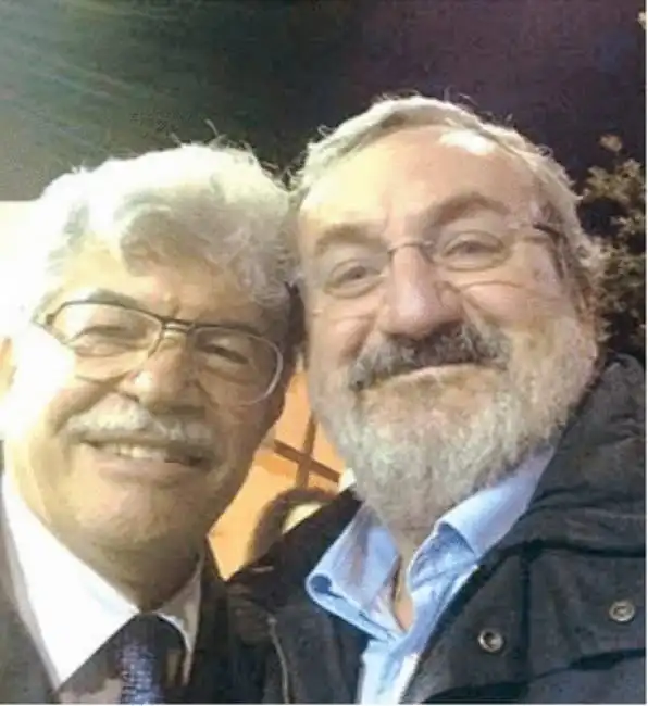  selfie michele emiliano antonio razzi