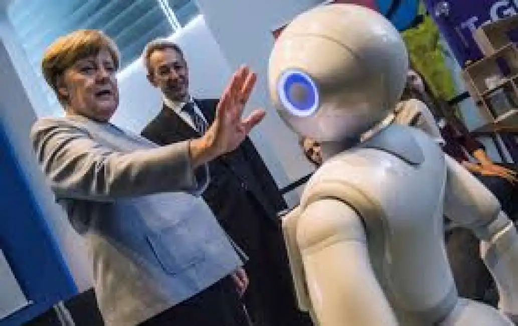 robot politica merkel